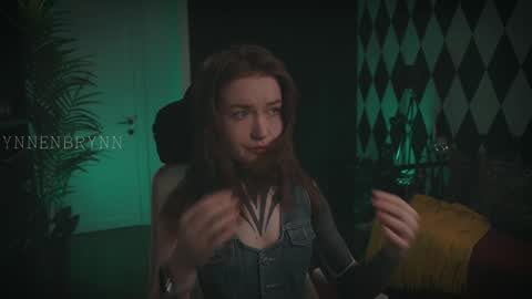 ynnenbrynn online show from January 25, 11:24 am