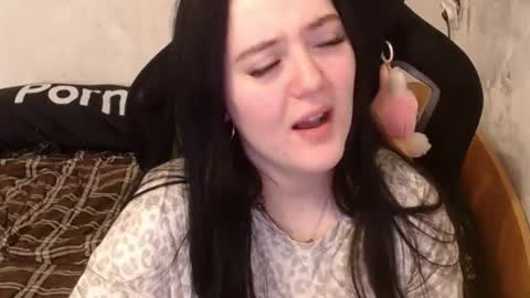 your_8a8y online show from October 30, 8:16 am