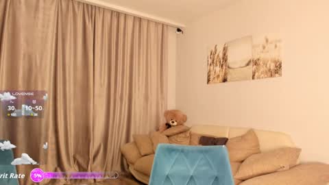 Camilla online show from October 20, 7:28 pm