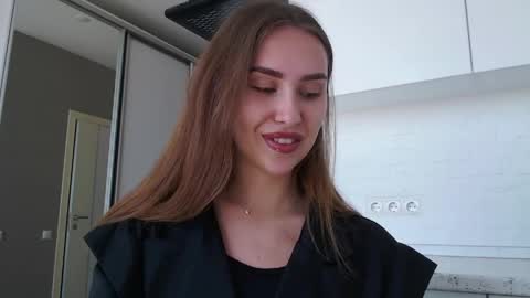 Amelia online show from April 16, 11:32 am