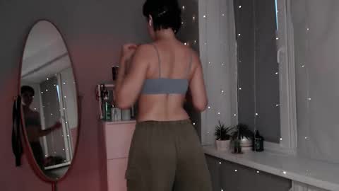 Alex and Kris long hair online show from September 30, 3:39 pm