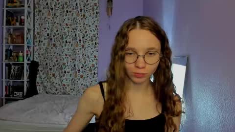 Leslie online show from September 10, 1:05 am