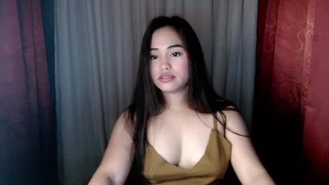 your_pinay_ivy online show from November 14, 11:10 am