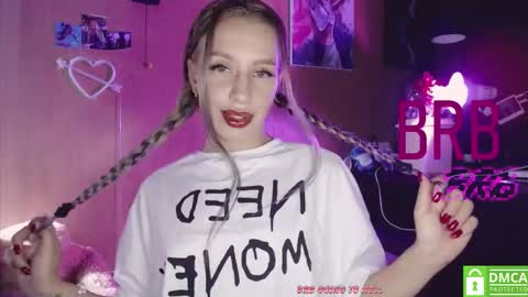 Alice  online show from February 24, 11:58 pm