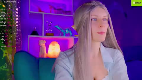 your_spring online show from November 26, 1:50 am