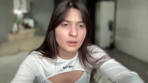 Mia  online show from February 18, 2:38 pm