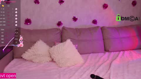 Lolli  Instagram  lollii 1  online show from December 30, 4:42 am