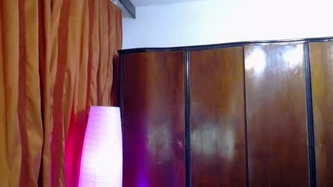 your_wild_fantasy online show from November 8, 2:11 pm