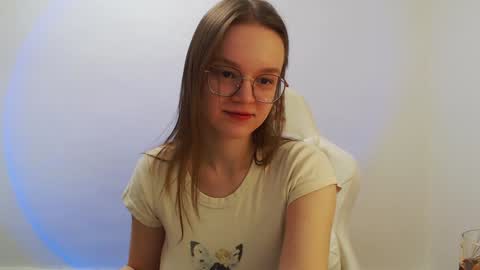 Lana online show from February 1, 9:40 pm