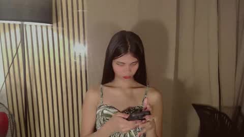 Vivian online show from January 16, 2:57 pm