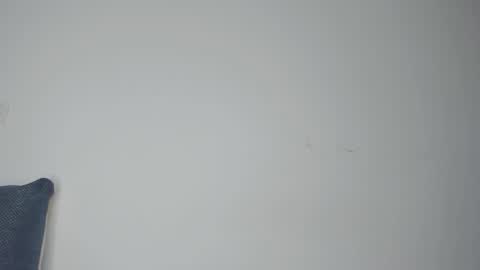 yourhotangel02 online show from October 8, 10:36 pm