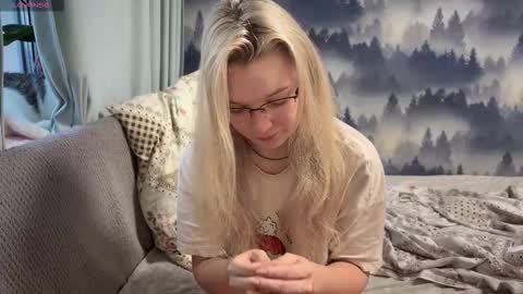 yourjessy online show from November 5, 1:55 am