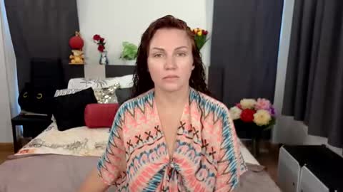 yourmysterycharm online show from September 24, 5:50 am