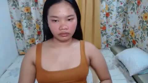 Belle online show from April 12, 8:28 am