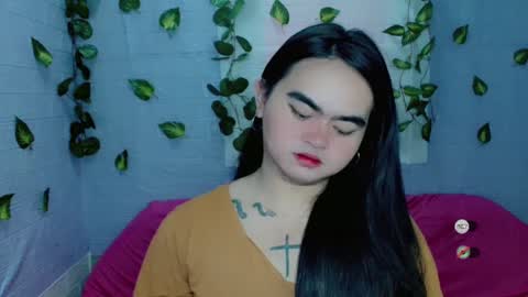 yourprincessthea online show from March 10, 6:16 am