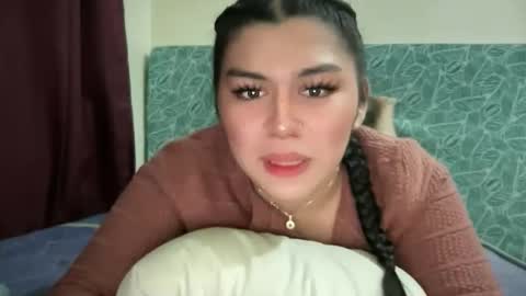 Yanahh online show from April 25, 1:41 pm