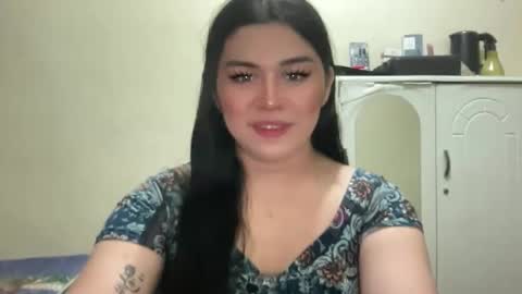 Yanahh online show from April 5, 2:16 pm