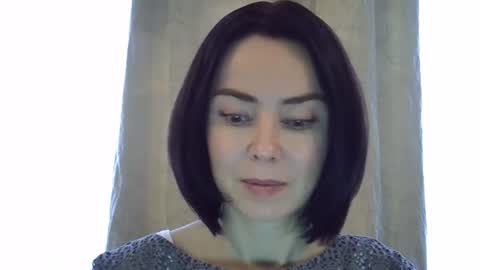 yoursofia_ online show from November 19, 11:43 am