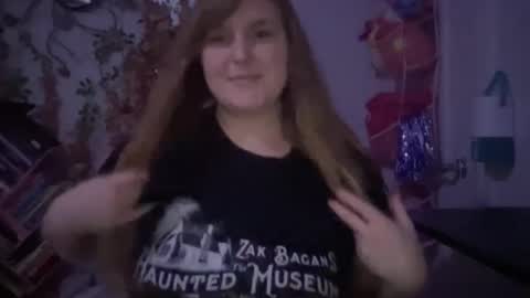 yourthickgingergoddess online show from February 12, 12:37 am