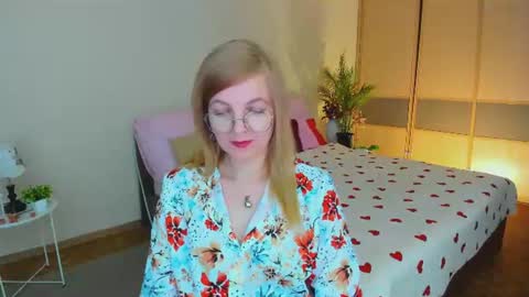 Alice online show from July 16, 10:53 am