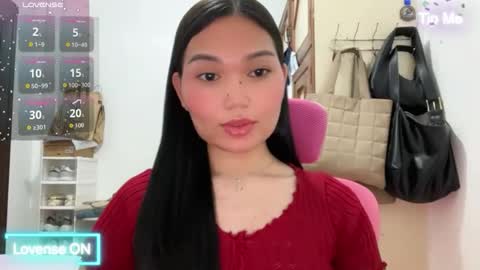 yrdrmgrl_jennie26 online show from April 15, 7:58 pm