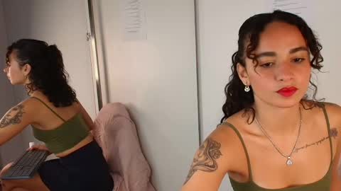 Ysenne online show from June 3, 8:03 pm