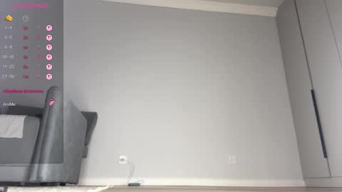 yuakiss online show from February 6, 1:58 pm