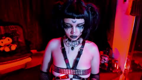 Yue Eclipsa online show from March 27, 5:31 am