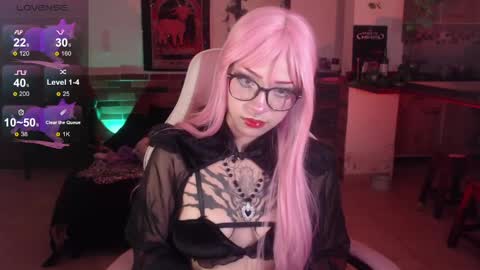 YUKO online show from March 4, 1:45 am