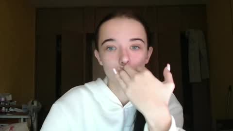 Yuliia online show from October 20, 9:34 am