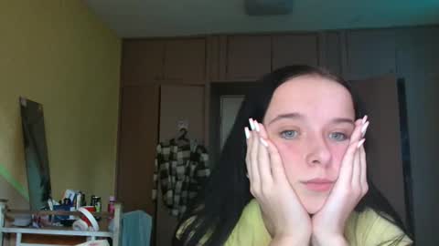 Yuliia online show from October 3, 1:38 pm