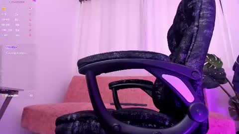 yulieth_x online show from June 12, 2:58 pm
