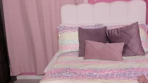 yulieth_x online show from May 16, 12:24 am