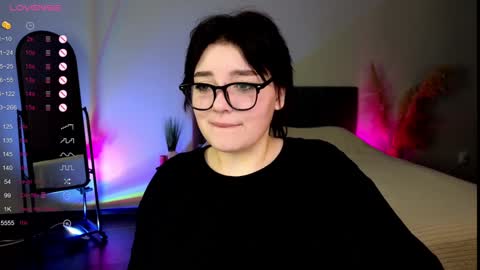 YumemiyaYumi online show from January 1, 12:43 am