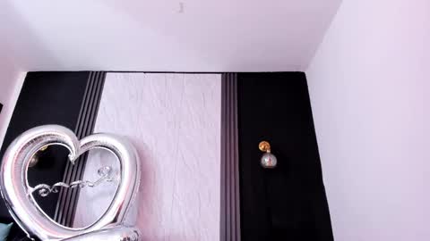 Yummyduo online show from April 15, 7:58 pm