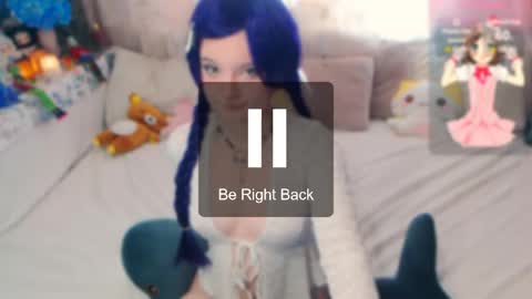 yuna_jin online show from June 6, 8:20 am