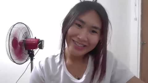 yuriyumixx_xoxo online show from October 12, 12:18 pm