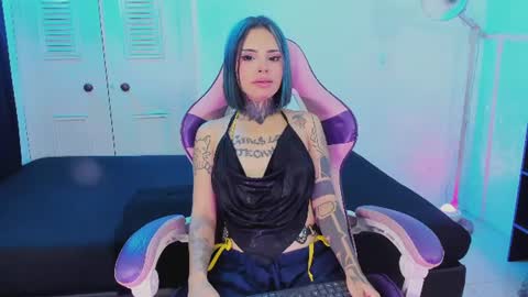 tazzie online show from June 21, 5:44 am