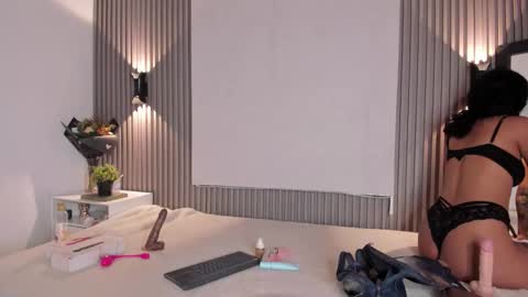 zafira online show from December 4, 12:18 pm