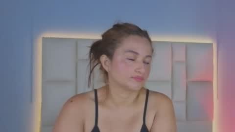 Zafiro Brown online show from November 30, 1:04 pm