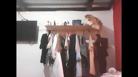 Zafiro online show from December 2, 7:49 pm