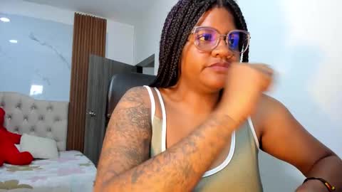 zahra_rose online show from January 16, 11:12 pm