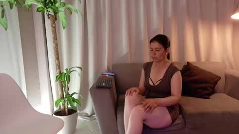 zahramilf online show from October 20, 4:04 am