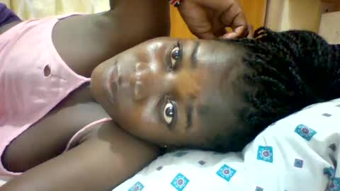 zainxxxx online show from February 3, 7:00 pm