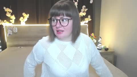 zannadreil online show from April 5, 6:18 pm