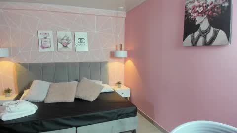 Zara Sweet  online show from September 23, 1:42 pm