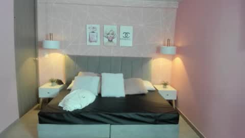 Zara Sweet  online show from March 16, 1:26 pm