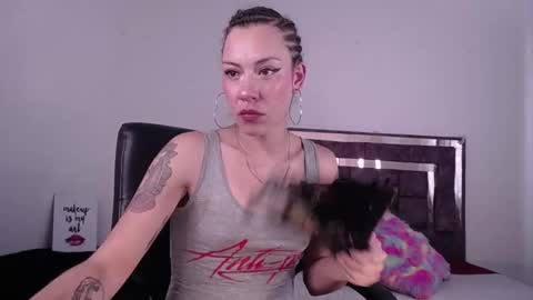 Zara online show from January 15, 7:44 pm