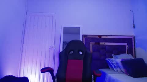 Zara online show from October 4, 4:07 am