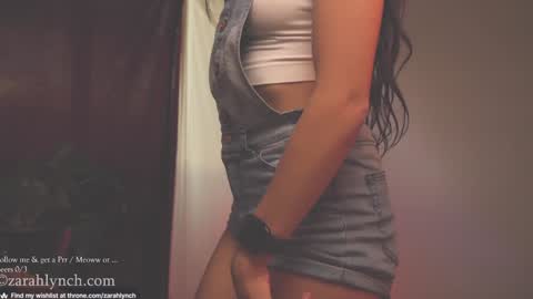 Miss Lynch   Next show  2911 online show from January 17, 9:50 pm